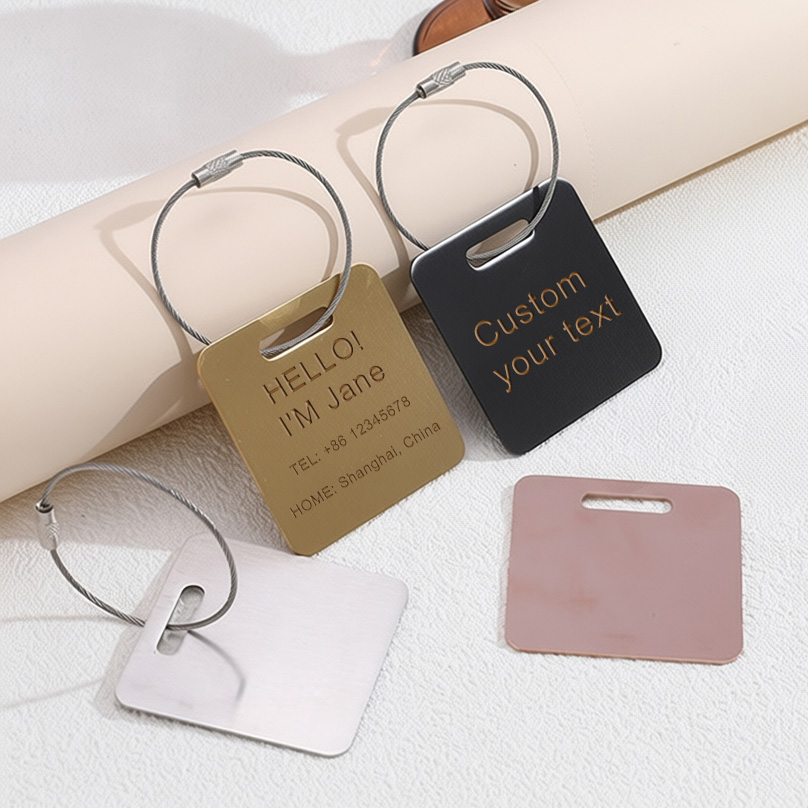 Travel Accessories Organizer - Personalizowane zawieszki na bagaż z grawerem
