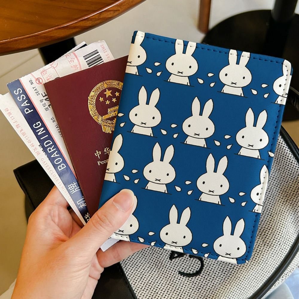 Travel Accessories For Japan Trip - Uroczy etui na karty Miffy, ochronny