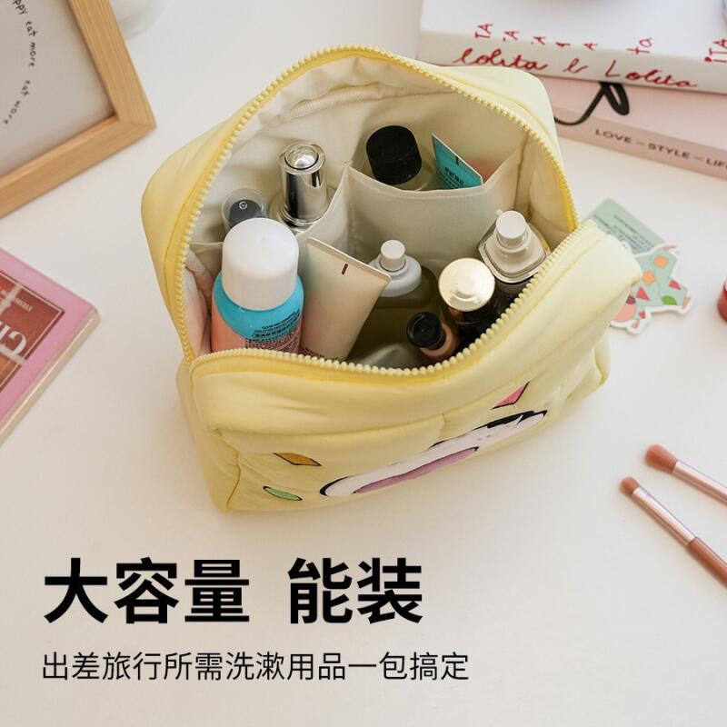 Kosmetyczka Crayon Shin-Chan P – Travel Accessories For Japan Trip recenzja i cena